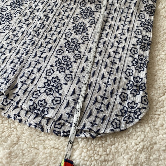 LOFT White and navy embroidered tank - Picture 5 of 8